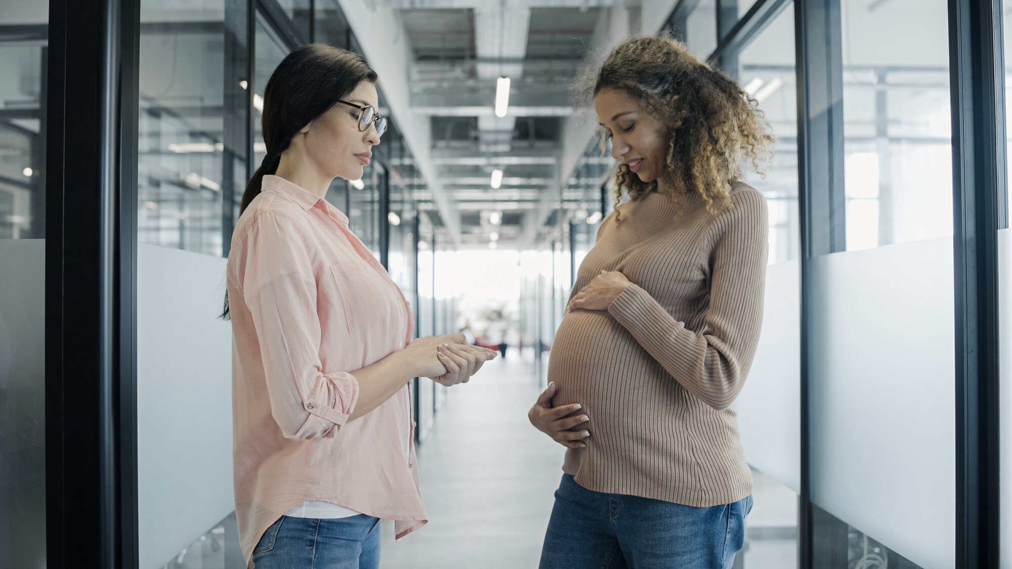 Pregnant Work Talking to Boss