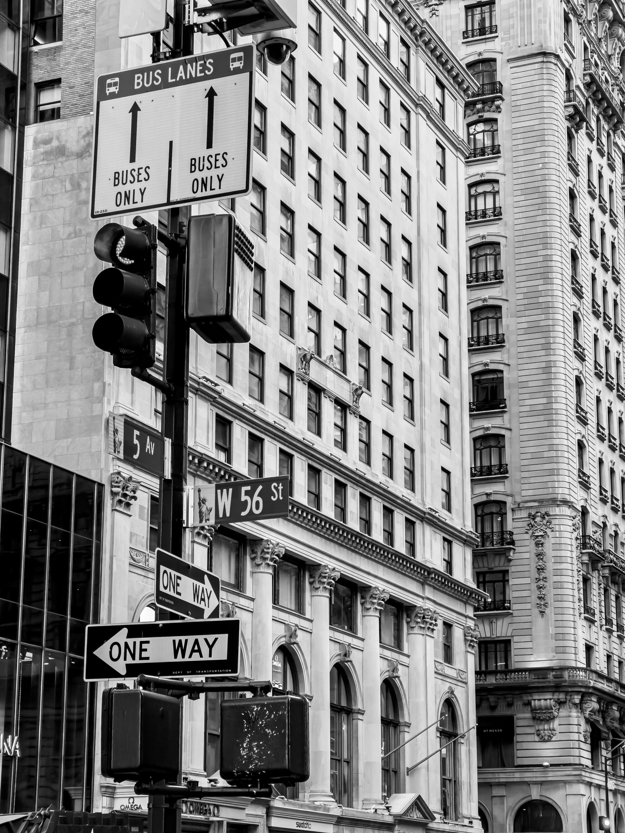 Black and white photography of New York City buildings.